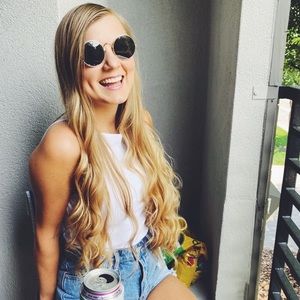 Meet your Posher, Kelsey